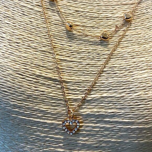 ✨🆕💫 BoHo Heart Diamond Layer Necklace🌻✨ - Picture 3 of 5